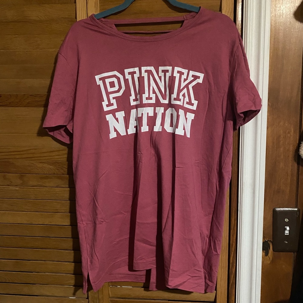 PINK T-shirt with cute back